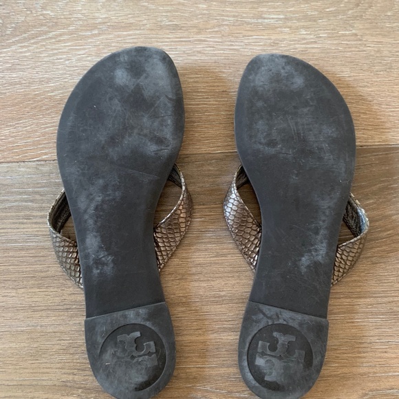Tory Burch Thora Sandals - Picture 4 of 4